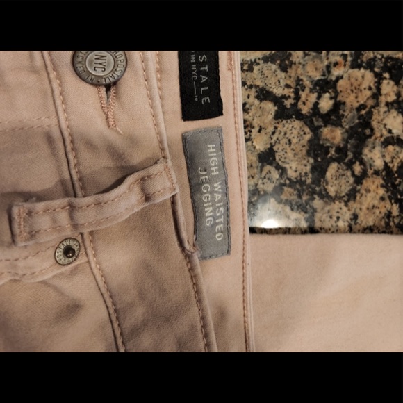 Aeropostale High Waisted Jeans Soft Rose - Picture 2 of 3